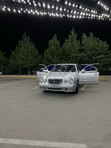 Mercedes E 220 1999, 470,811 km - 2.2 l - Bakı
