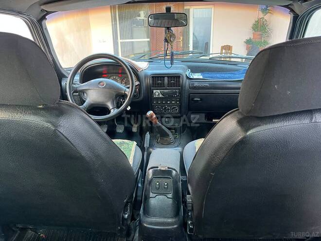 GAZ 31105 2006, 150,000 km - 2.4 л - Bakı