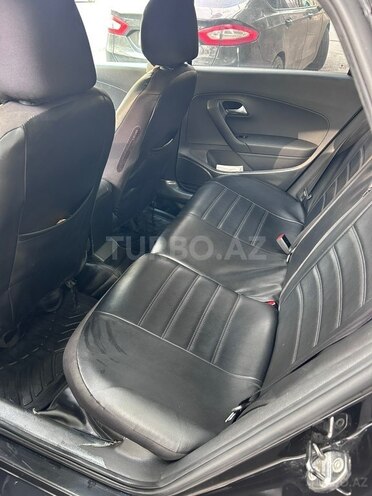 Volkswagen Polo 2015, 172,000 km - 1.6 l - Bakı