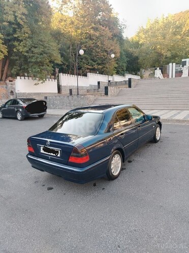 Mercedes C 200 1997, 371,000 km - 2.0 l - Şəki