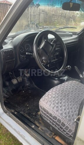GAZ 31105 2004, 300,000 km - 2.3 l - Sabirabad