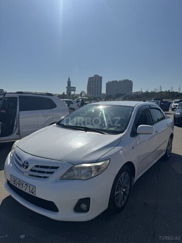 Toyota Corolla 2010, 264,000 km - 1.8 l - Bakı