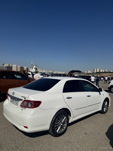 Toyota Corolla 2010, 264,000 km - 1.8 l - Bakı