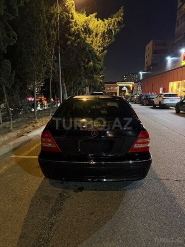Mercedes C 240 2001, 420,000 km - 2.6 l - Bakı