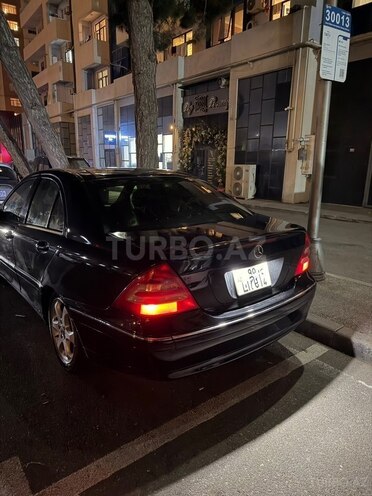 Mercedes C 240 2001, 420,000 km - 2.6 l - Bakı