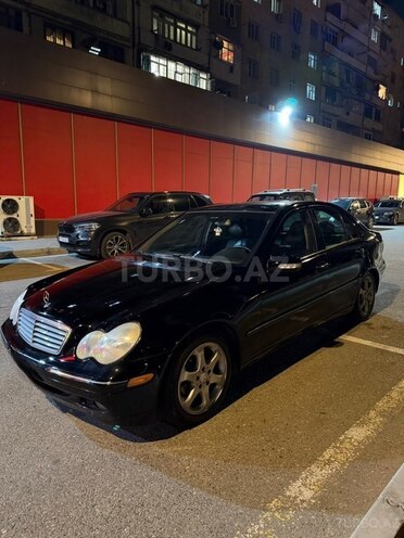 Mercedes C 240 2001, 420,000 km - 2.6 l - Bakı