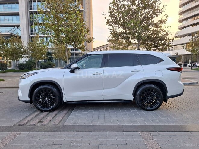 Toyota Highlander 2024, 29,000 km - 2.5 l - Bakı