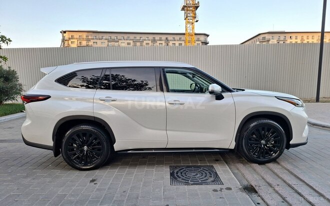 Toyota Highlander 2024, 29,000 km - 2.5 l - Bakı