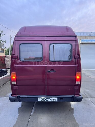 Mercedes 208 D 1993, 250,000 km - 2.3 l - Şirvan