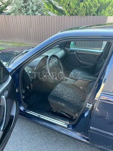 Mercedes C 220 1998, 790,000 km - 2.2 л - Zaqatala