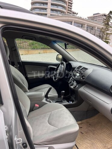 Toyota RAV4 2010, 400,000 km - 2.4 l - Bakı