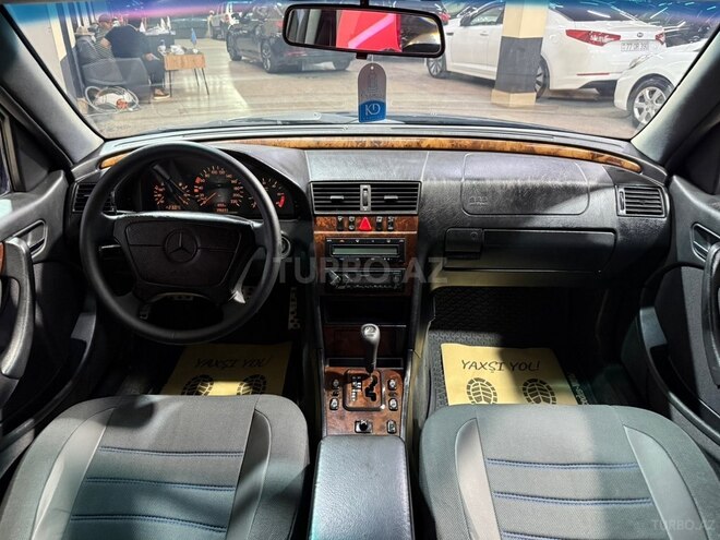 Mercedes C 220 1998, 360,000 km - 2.2 л - Sumqayıt