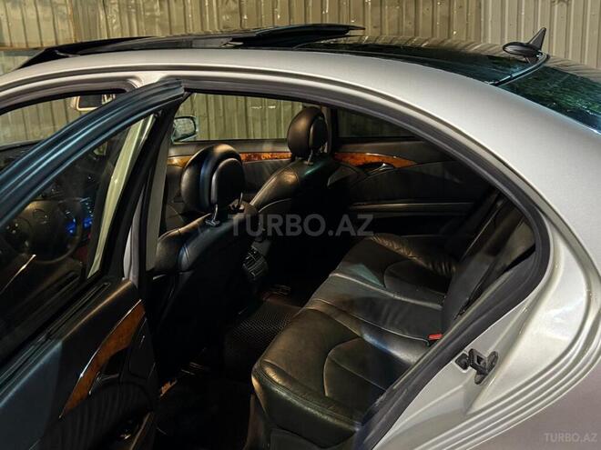 Mercedes E 240 2002, 264,000 km - 2.6 l - Bakı