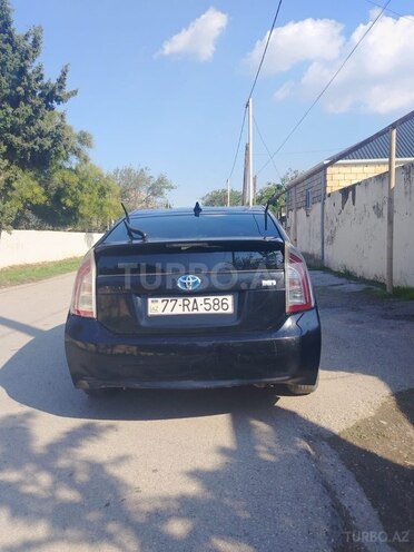 Toyota Prius 2015, 300,000 km - 1.8 l - Bakı