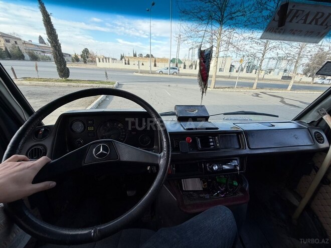 Mercedes 208 D 1992, 150,000 km - 2.9 l - Gəncə