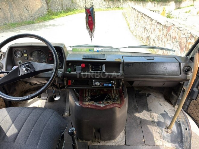Mercedes 208 D 1992, 150,000 km - 2.9 l - Gəncə