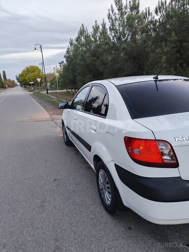 Kia Rio 2008, 232,000 km - 1.4 л - Biləsuvar