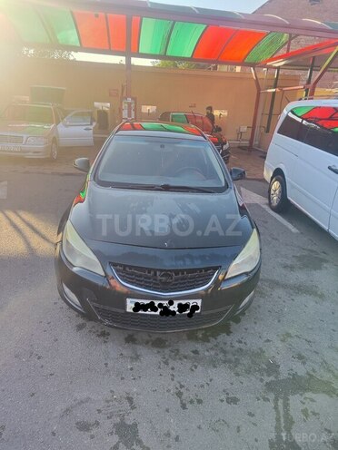Opel Astra 2011, 27,000 km - 1.3 l - Gəncə