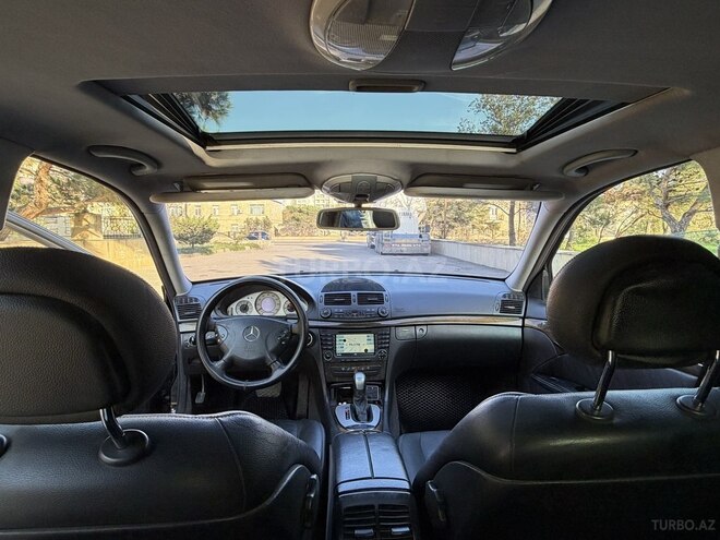 Mercedes E 320 2003, 260,000 km - 3.2 l - Bakı