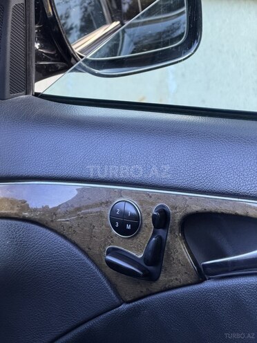 Mercedes E 320 2003, 260,000 km - 3.2 l - Bakı