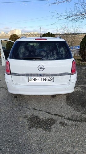 Opel Astra 2010, 256,000 km - 1.3 l - Bakı