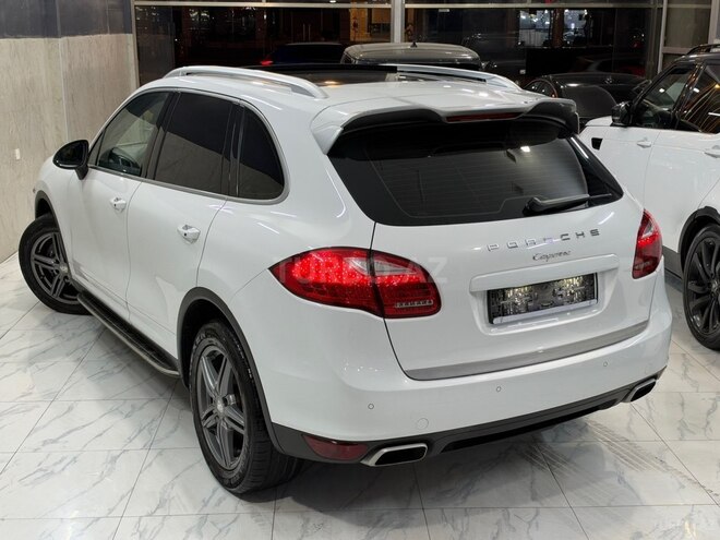 Porsche Cayenne 2014, 136,833 km - 3.6 l - Bakı