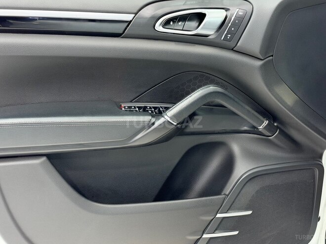 Porsche Cayenne 2014, 136,833 km - 3.6 l - Bakı