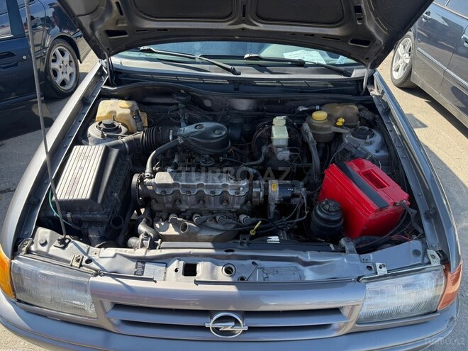 Opel Astra 1993, 500,000 km - 1.4 l - Bakı