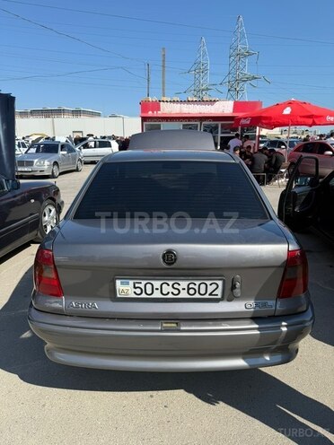 Opel Astra 1993, 500,000 km - 1.4 l - Bakı