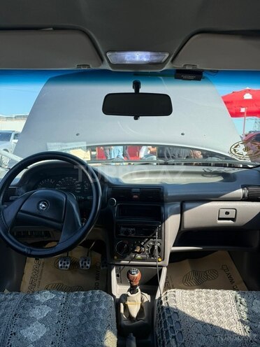 Opel Astra 1993, 500,000 km - 1.4 l - Bakı