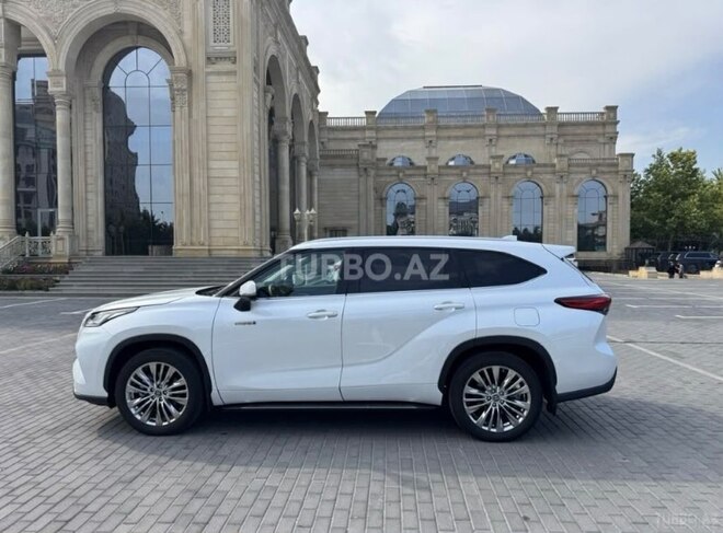 Toyota Highlander 2024, 85,000 km - 2.5 l - Bakı