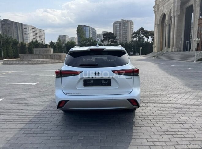 Toyota Highlander 2024, 85,000 km - 2.5 l - Bakı