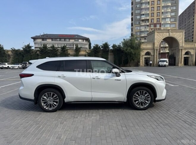 Toyota Highlander 2024, 85,000 km - 2.5 l - Bakı