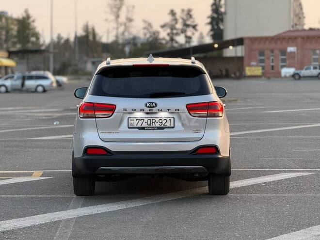 Kia Sorento 2015, 219,000 km - 2.0 л - Gəncə