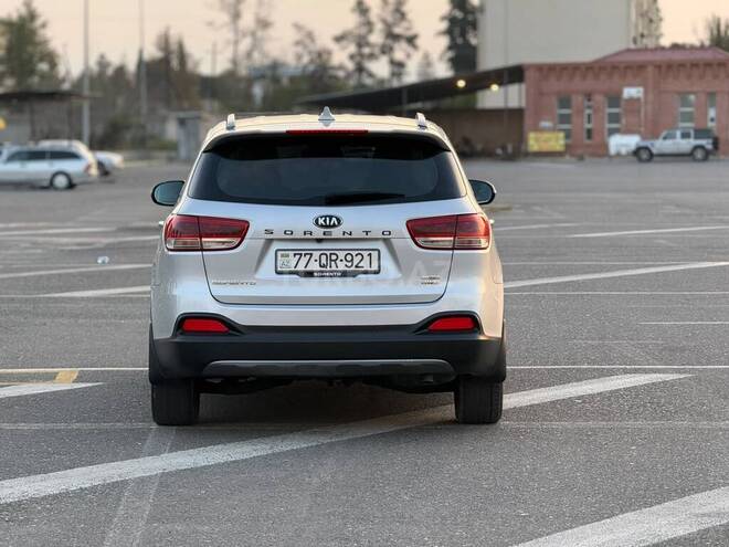 Kia Sorento 2015, 219,000 km - 2.0 л - Gəncə