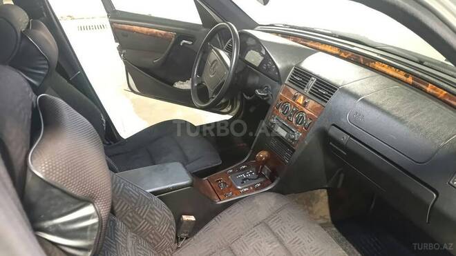 Mercedes C 180 1997, 267,000 km - 1.8 l - Bakı