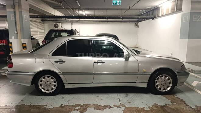 Mercedes C 180 1997, 267,000 km - 1.8 l - Bakı