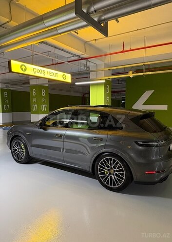 Porsche Cayenne E-Hybrid 2020, 59,000 km - 3.0 l - Bakı