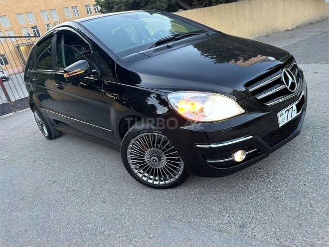 Mercedes B 170 2011, 102,000 km - 1.7 l - Sumqayıt