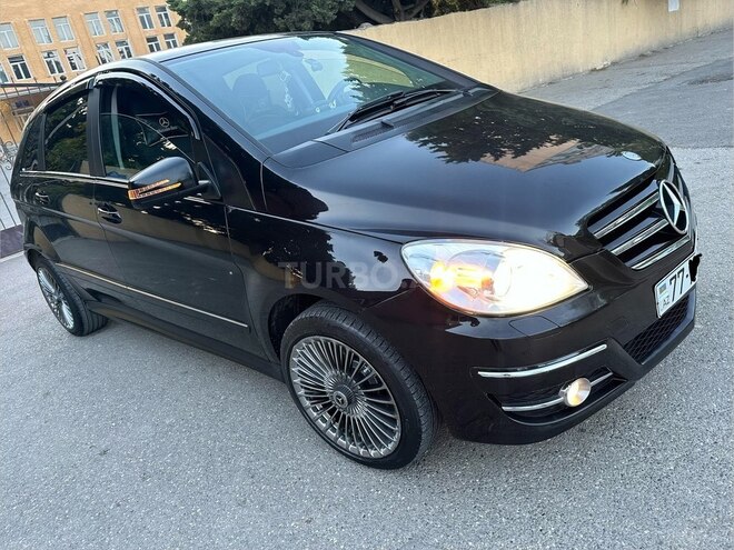 Mercedes B 170 2011, 102,000 km - 1.7 l - Sumqayıt
