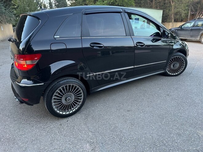 Mercedes B 170 2011, 102,000 km - 1.7 l - Sumqayıt