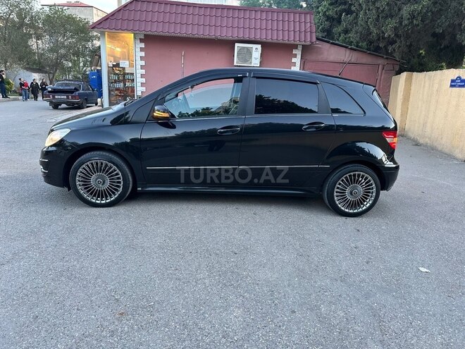 Mercedes B 170 2011, 102,000 km - 1.7 l - Sumqayıt