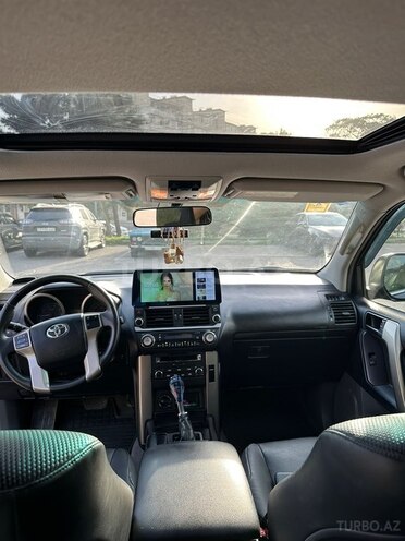 Toyota Land Cruiser Prado 2012, 260,000 km - 2.7 л - Bakı