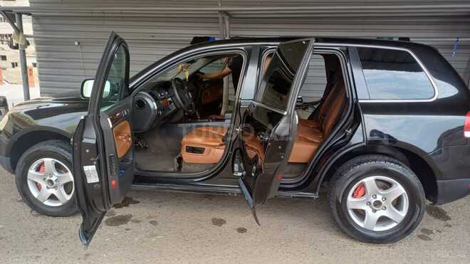 Volkswagen Touareg 2005, 160,000 km - 4.2 l - Gəncə