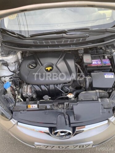 Hyundai Elantra 2014, 240,000 km - 1.8 л - Bakı