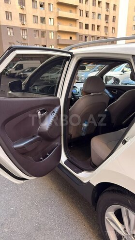 Hyundai ix35 2010, 190,000 km - 2.0 l - Bakı