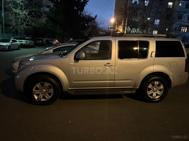 Nissan Pathfinder 2007, 300,000 km - 2.5 l - Bakı