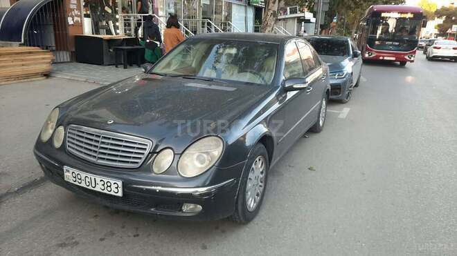Mercedes E 270 2002, 450,000 km - 2.7 л - Bakı