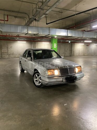 Mercedes E 200 1993, 452,147 km - 2.0 л - Bakı