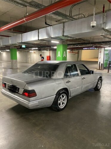 Mercedes E 200 1993, 452,147 km - 2.0 л - Bakı